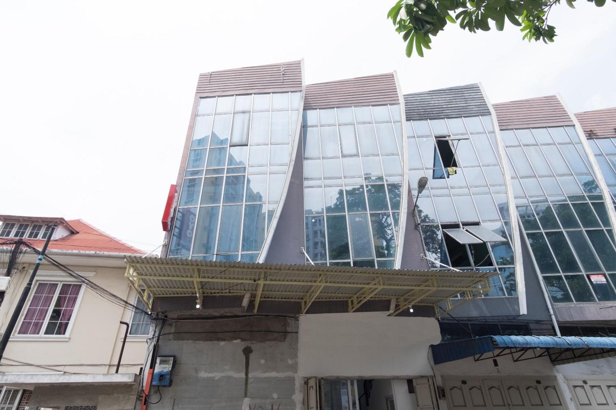 Super Oyo 839 Royal Guest House Medan Exterior foto